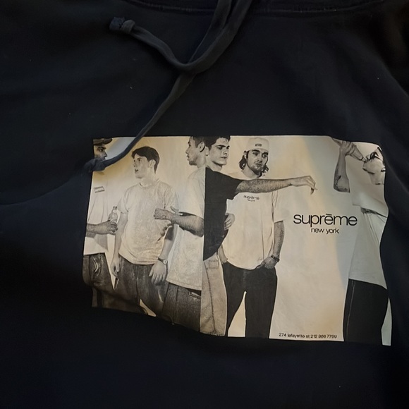 Supreme hoodie - Picture 2 of 4